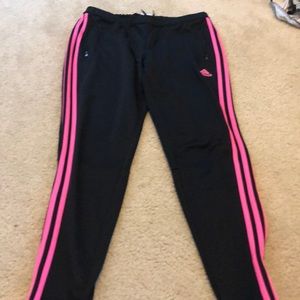 Athletic pants